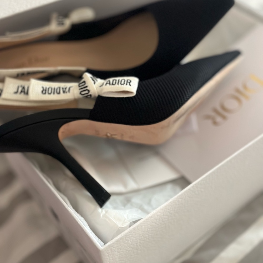 J’ADIORE SLING BACK PUMP - Picture 3 of 5